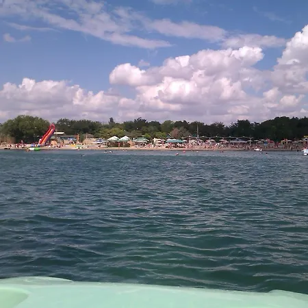 Malibu Park Szálloda *