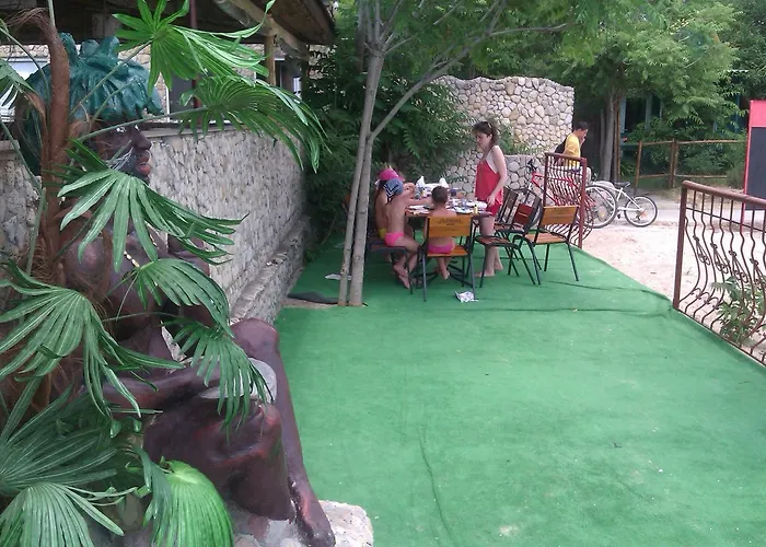 Malibu Park Otel Odessa