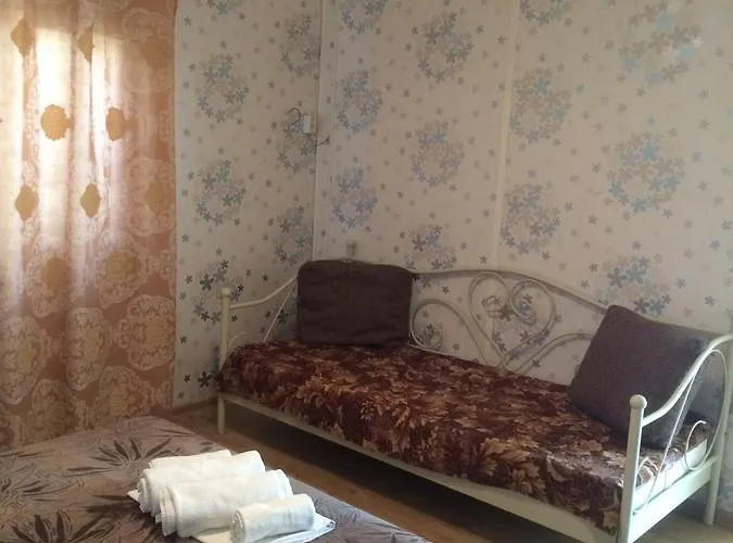 Готель Malibu Park *